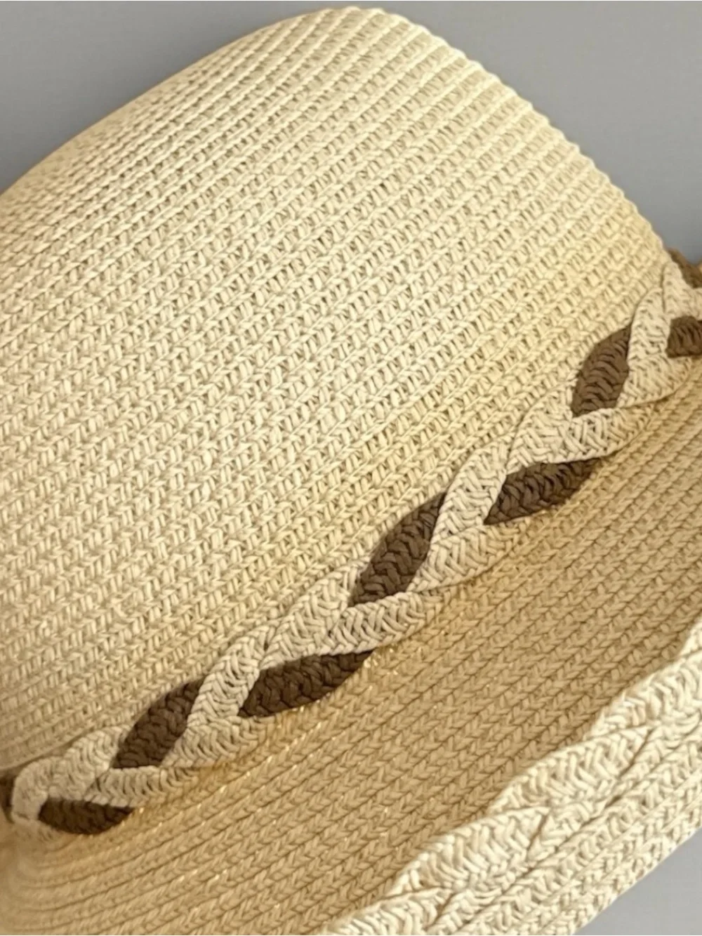 MAGID Hats Two Tone Straw Kettle Hat Scalloped Braided Edge UPF 50 Beach Sun Hat